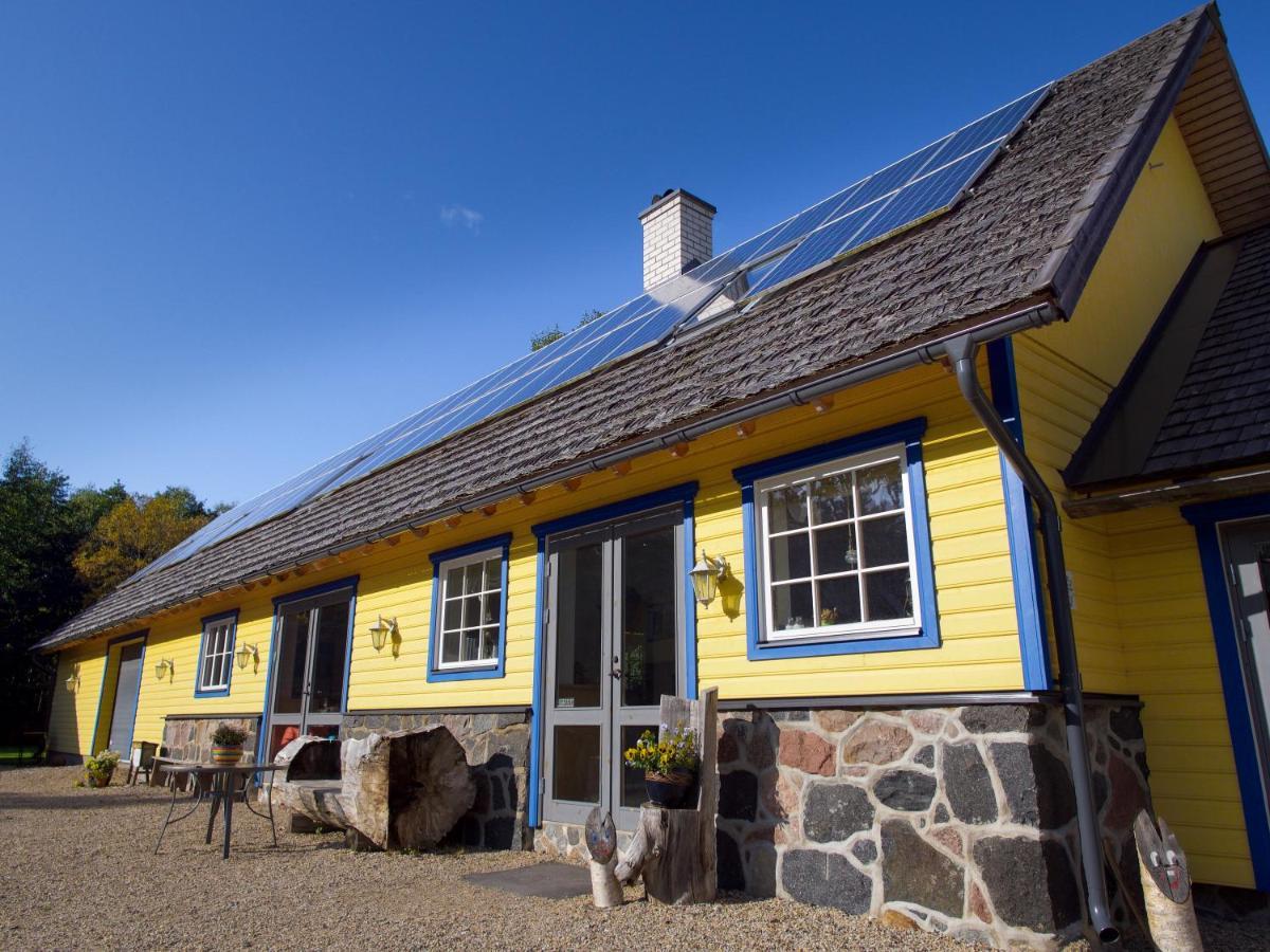 Gasthaus Nurka Talu Piirumi Exterior foto